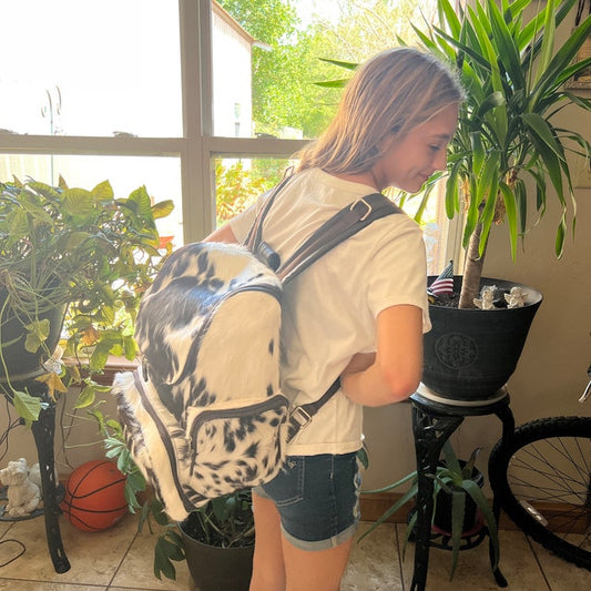 Unleash Your Style with Cowhide Backpacks: A Perfect Blend of Fashion and Functionality