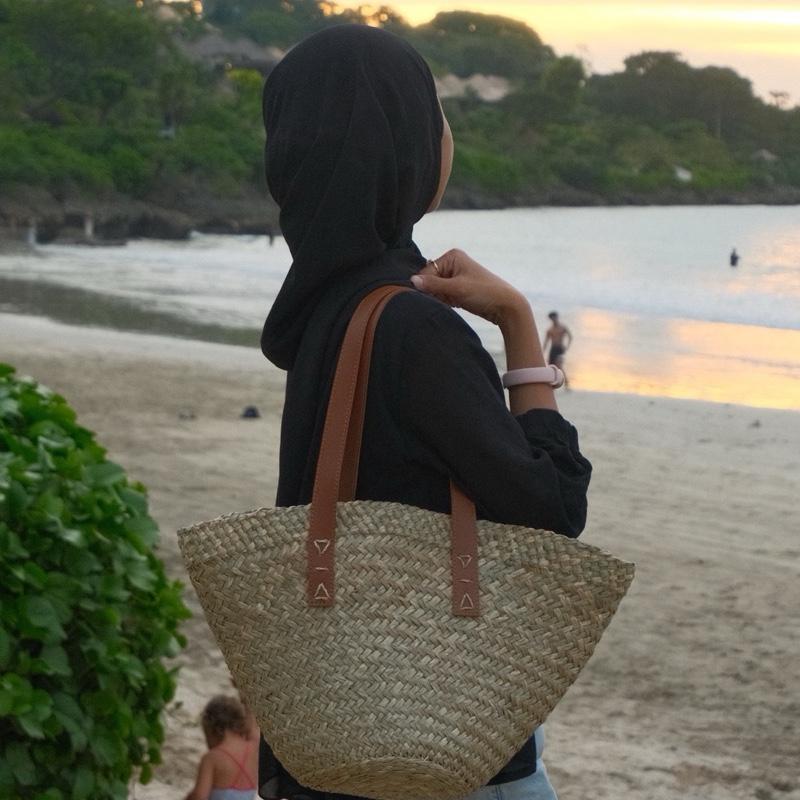 Woven Mendong Rattan Bag Beach Tote with Drawstring