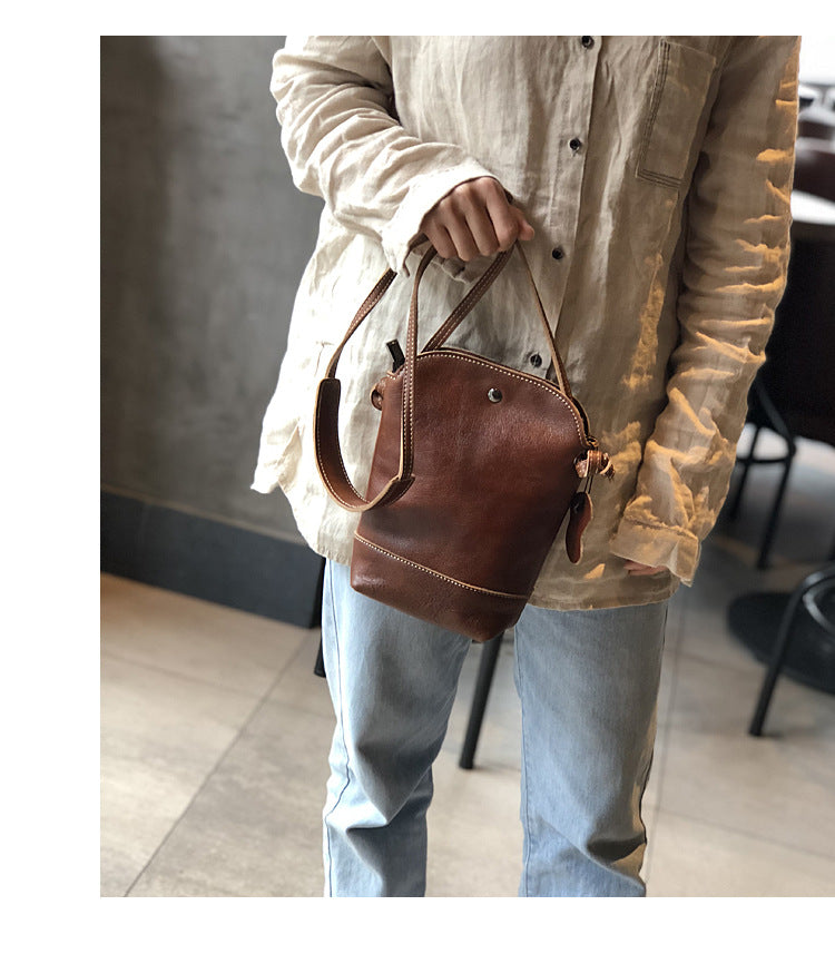 Women’s Small Crossbody Leather Purse with Adjustable Strap