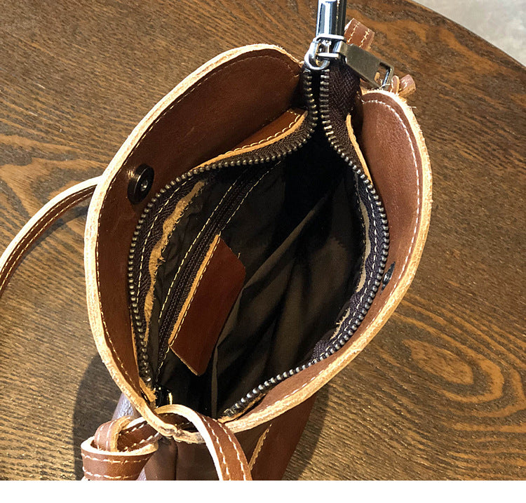 Women’s Small Crossbody Leather Purse with Adjustable Strap