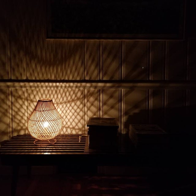 Handmade woven rattan table desk lamp shade