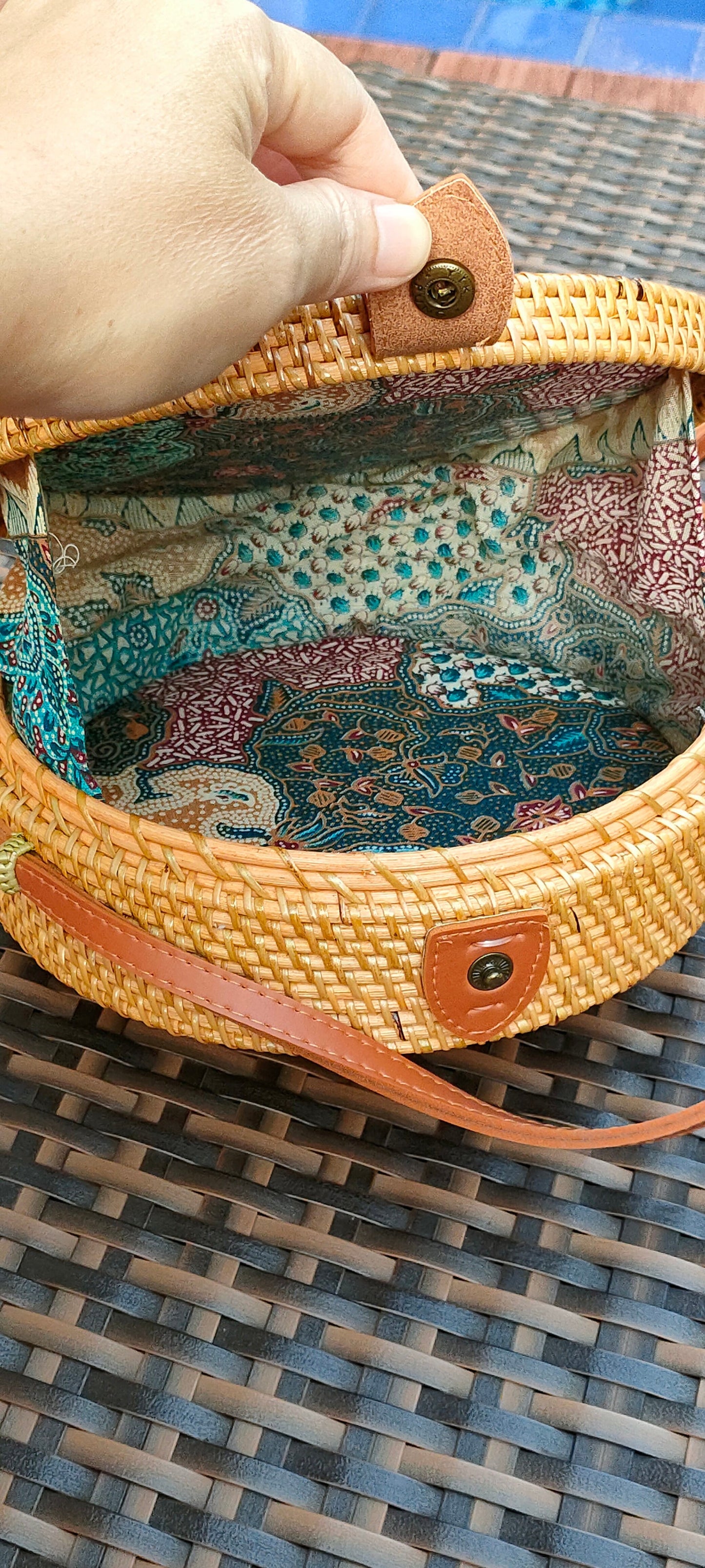 Round Rattan Crossbody Bag