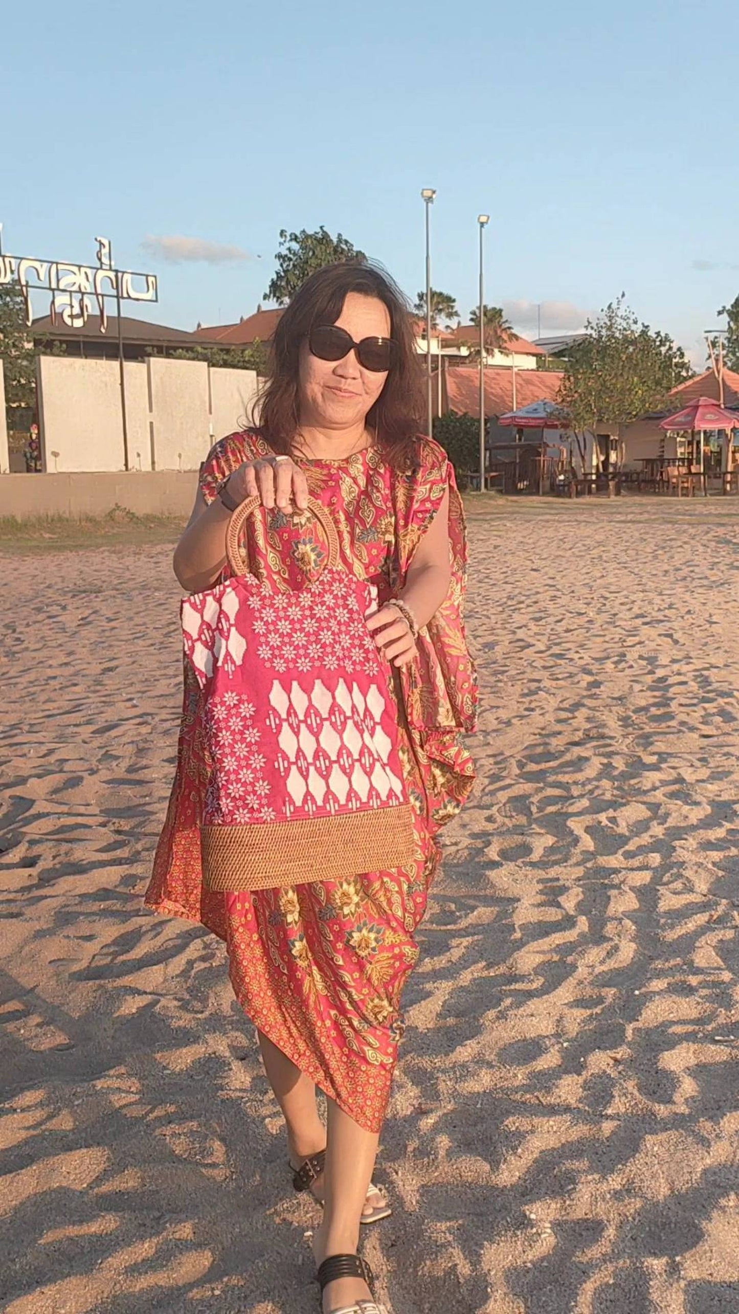 Motif Batik Handmade Rattan Bag