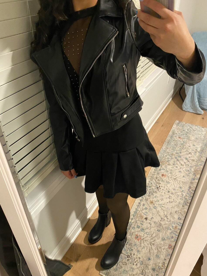 women's leather jacket with long sleeves