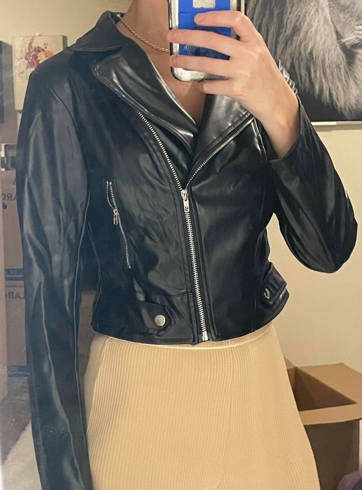 women's leather jacket with long sleeves