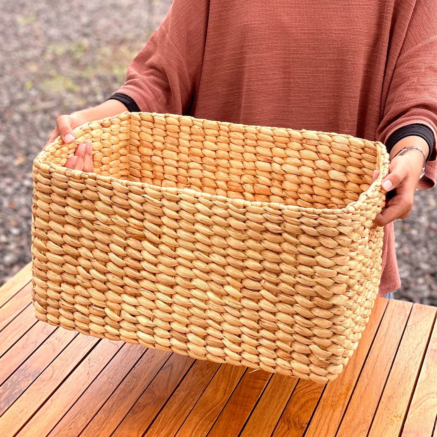 Set of 3 extra large dried water hyacinth storage basket with handle.