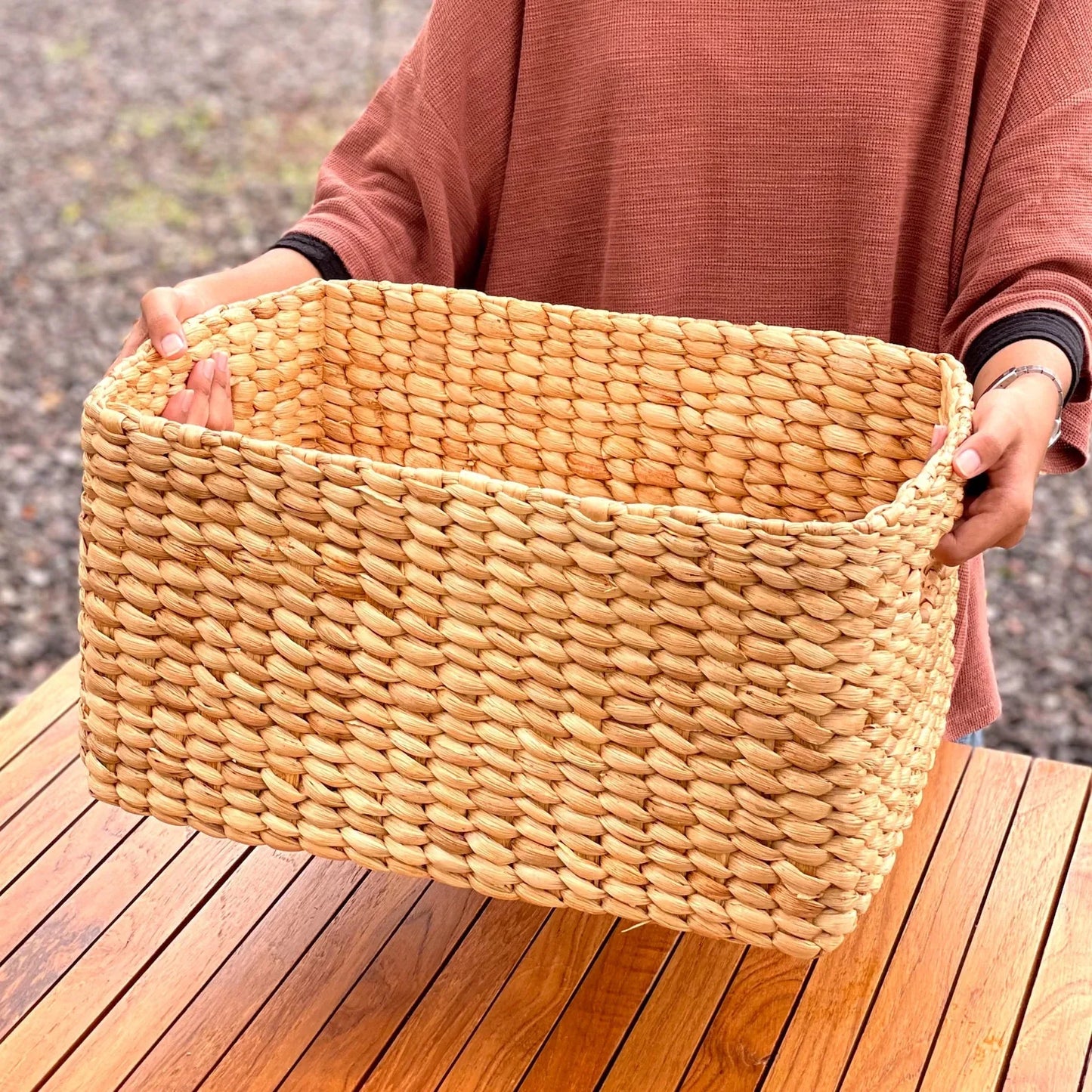 Set of 3 extra large dried water hyacinth storage basket with handle.