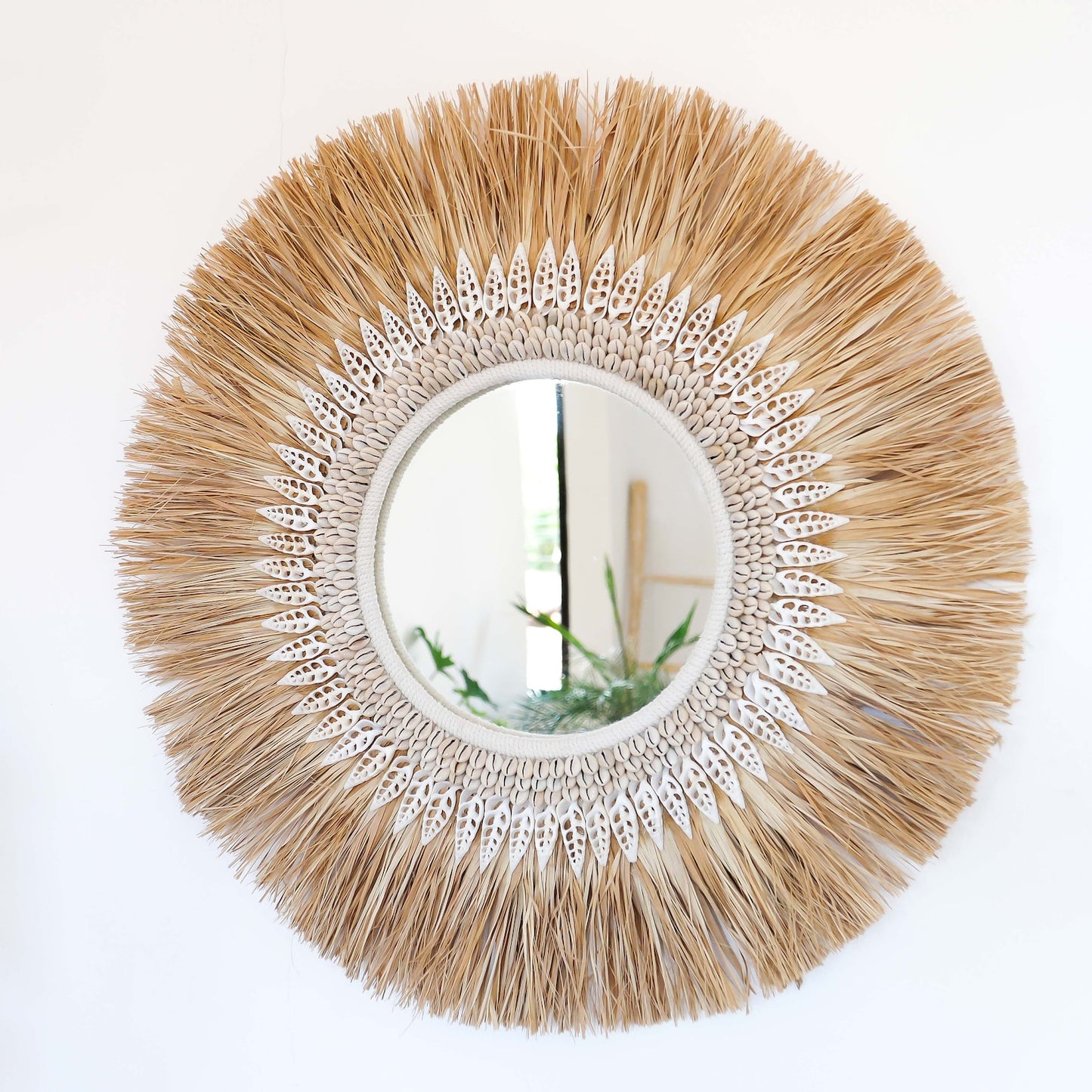 Boho Style Natural Raffia Sea shells Round Mirror