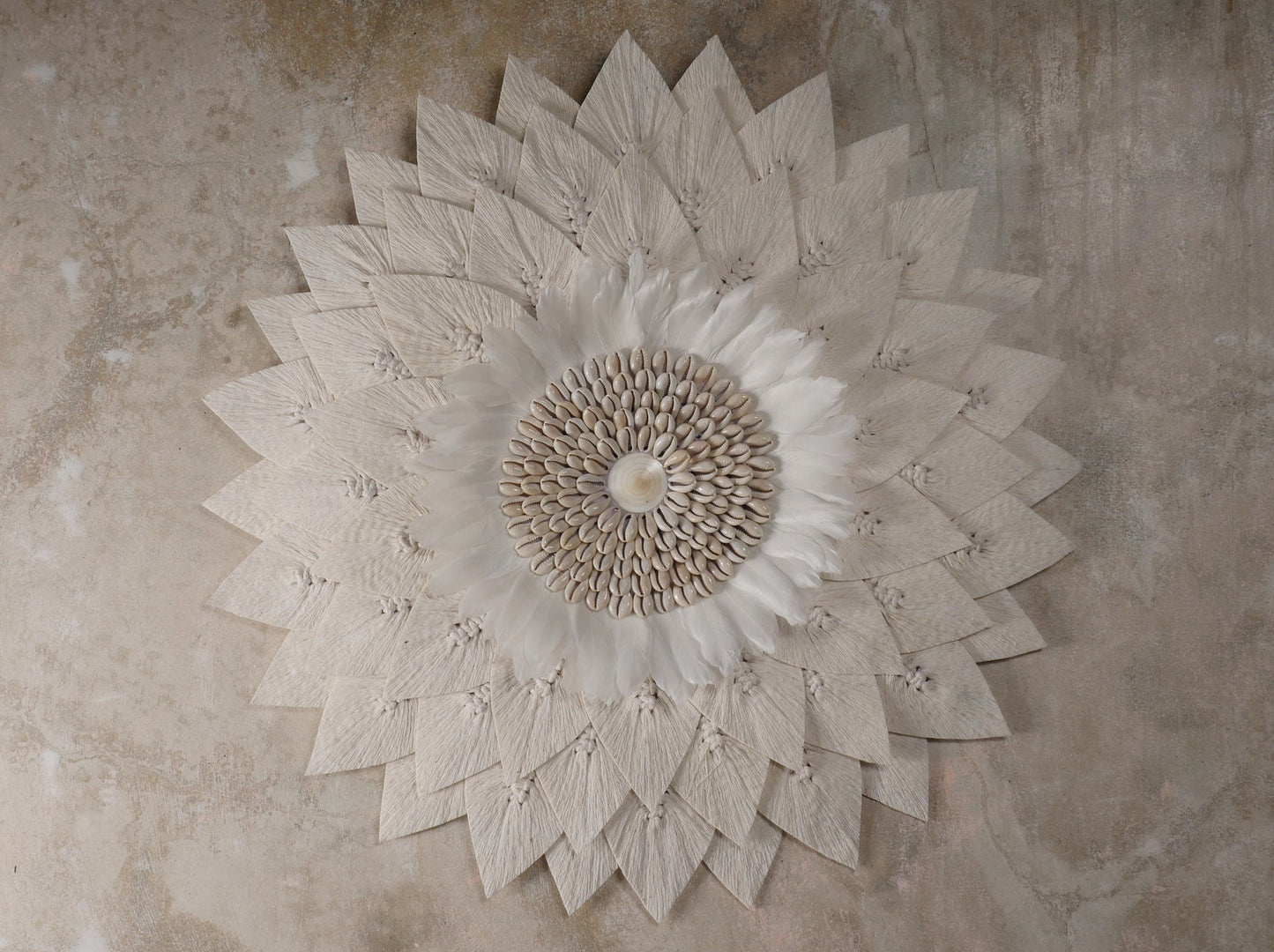 Dried Natural Raffia Sea Shells Macrame Feather Wall Hanging