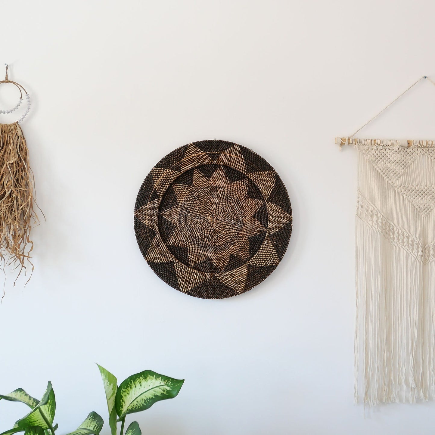 Large Seagrass Wall Decor Plate Hanging
