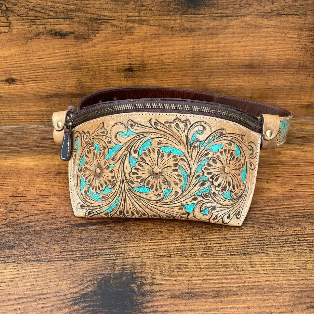 Western Hand Tooled Leather Waist Purse Fanny Bag