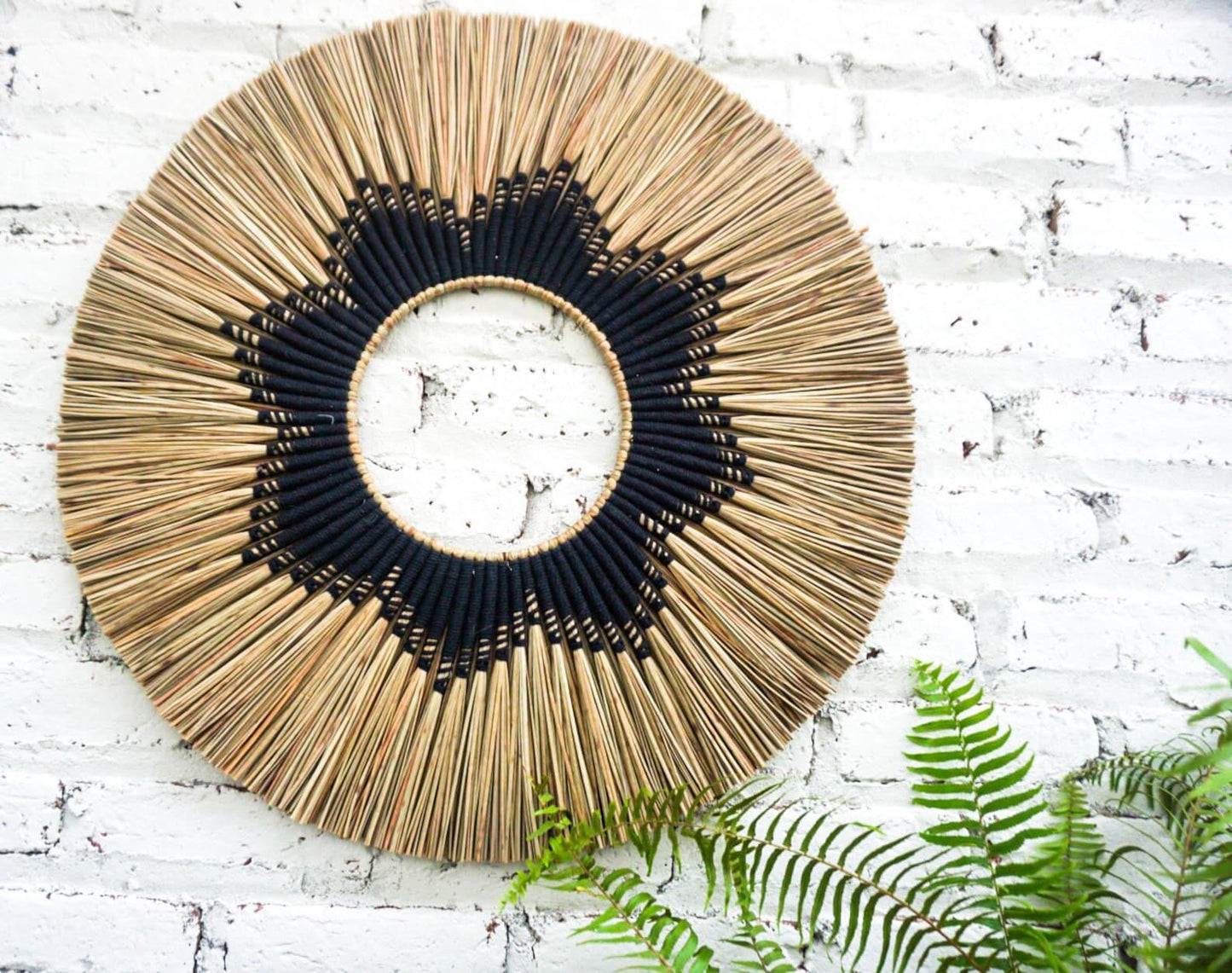 Round large seagrass wall hanging decoration