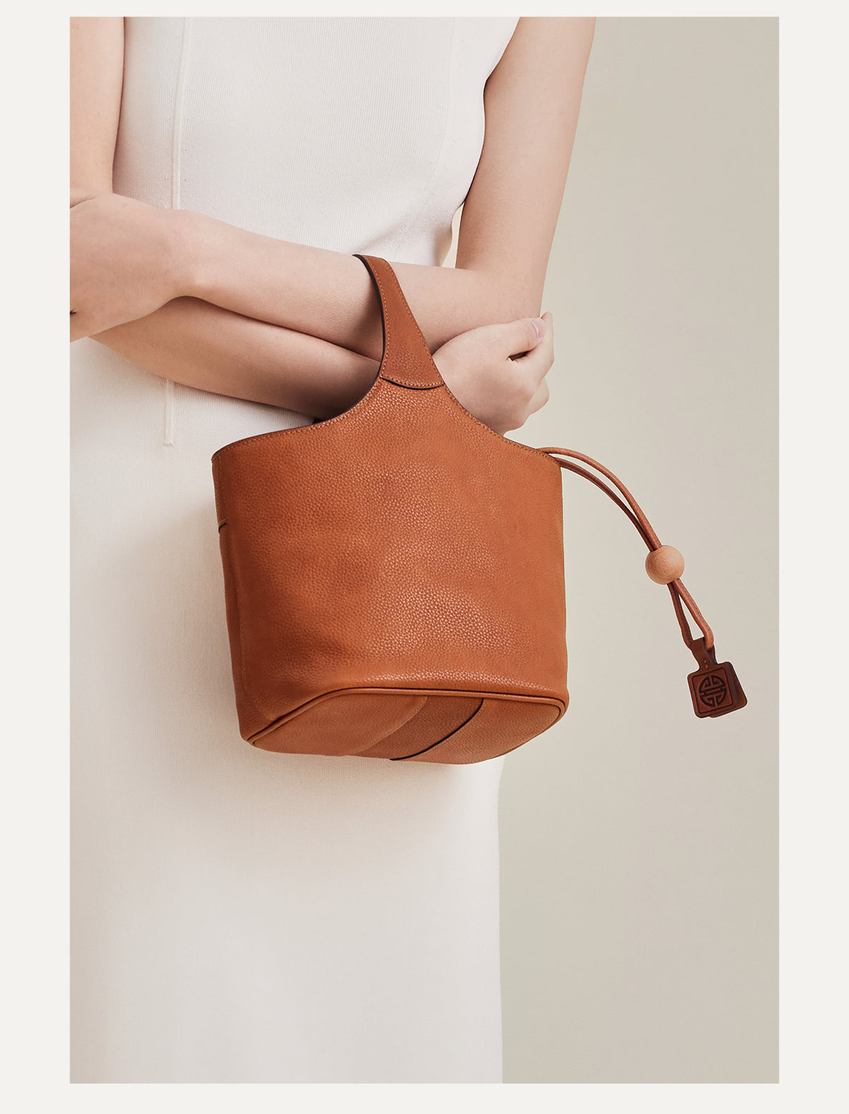 Women’s Genuine Leather Bucket Handbag Purse