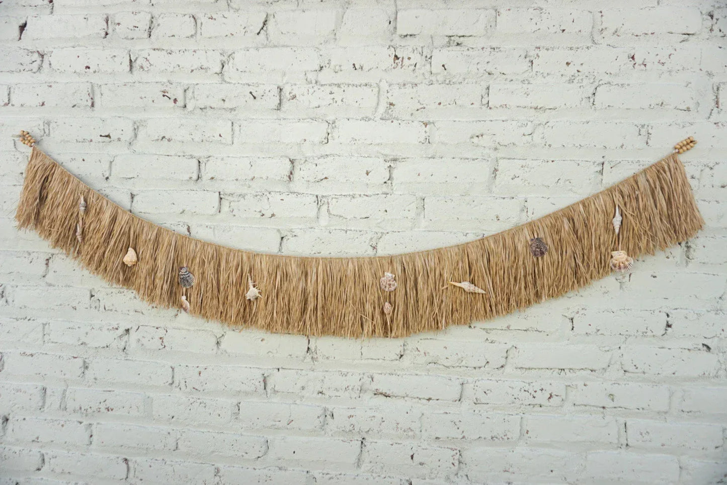 Hawaian sea shells raffia wall hanging