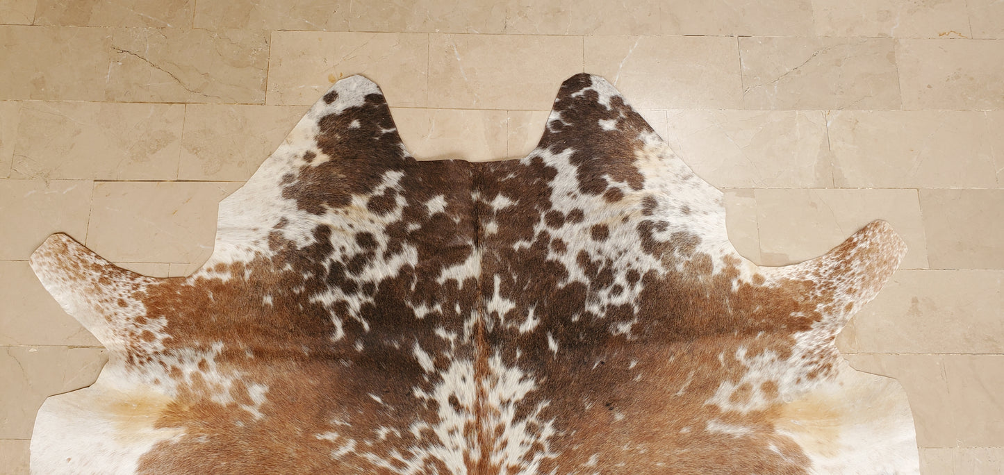 genuine extra small cowhide rug 5.4ft x 5.5ft