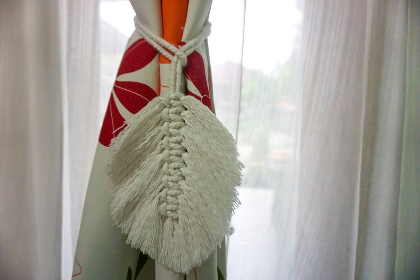 Macrame feather curtain tie backs holder