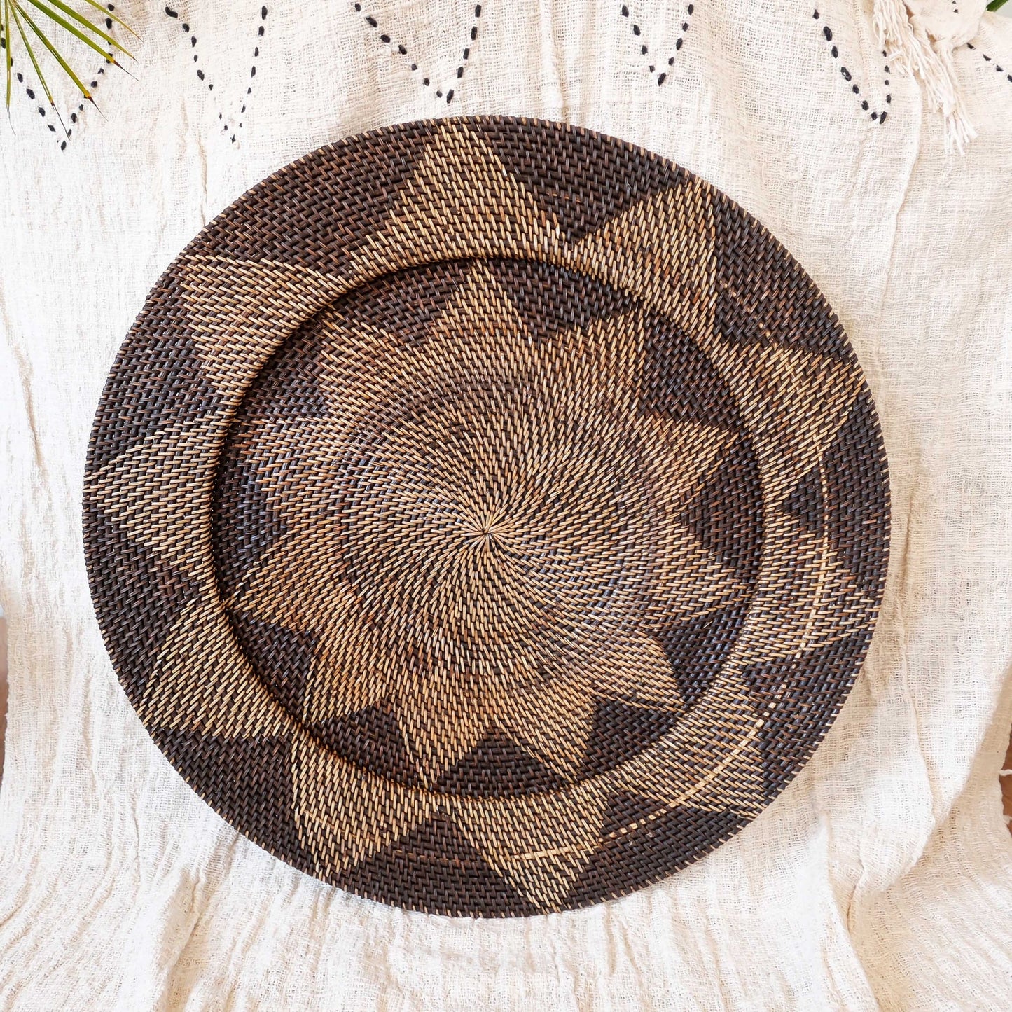 Large Seagrass Wall Decor Plate Hanging
