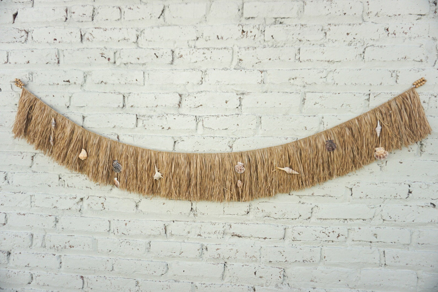 Hawaian sea shells raffia wall hanging