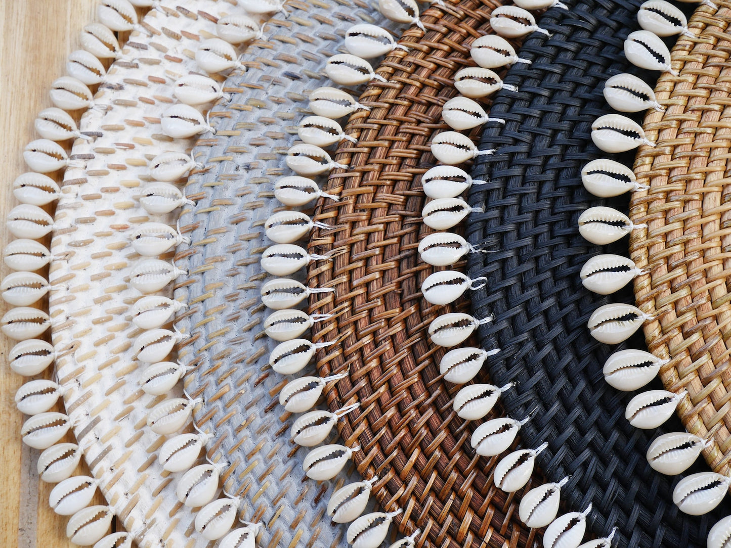 Set of cowrie shell rattan placemats charger plates