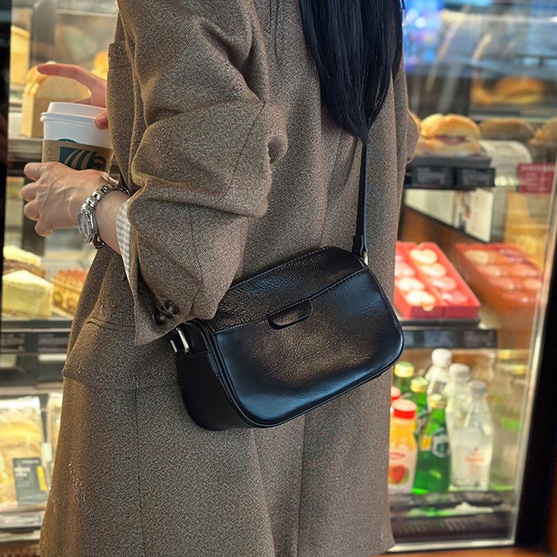 Women's retro leather crossbody bag