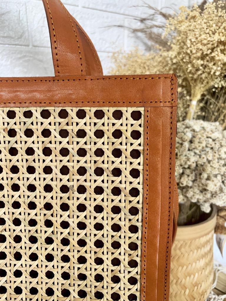 Handmade Leather Rattan Shoulder Bag