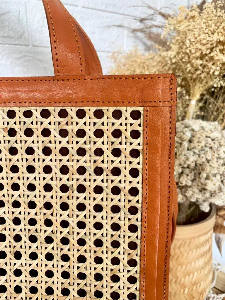 Handmade Leather Rattan Shoulder Bag