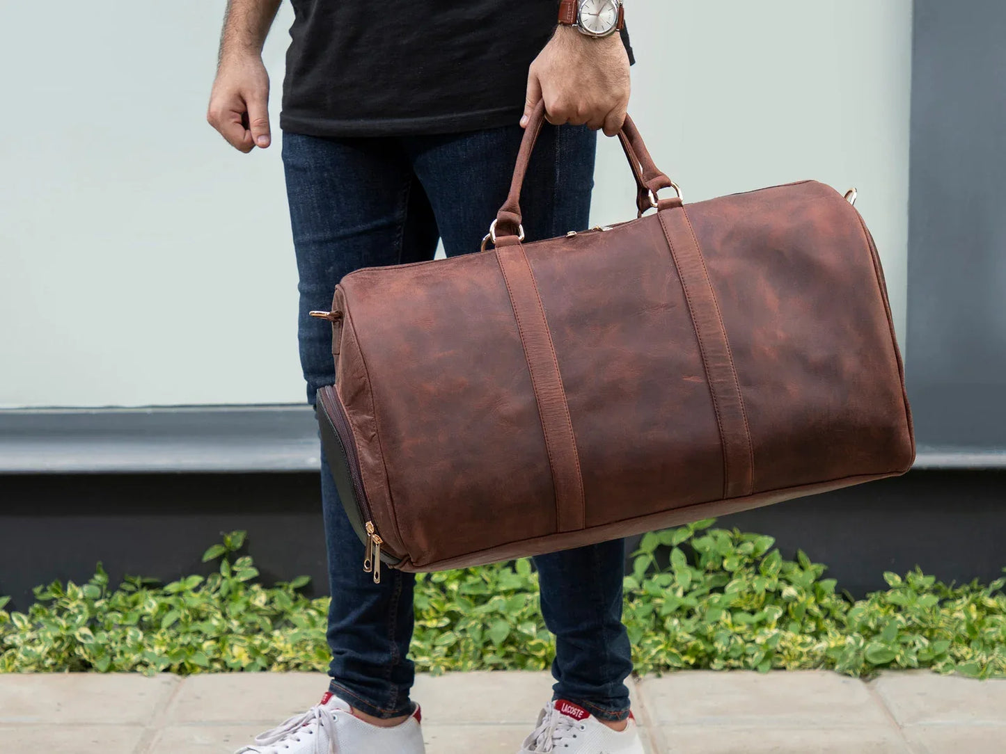 Leather weekender bag with shoe compartment