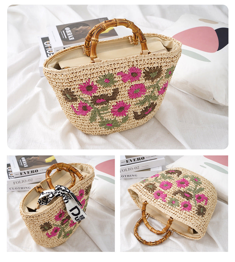 Women's straw summer beach bag