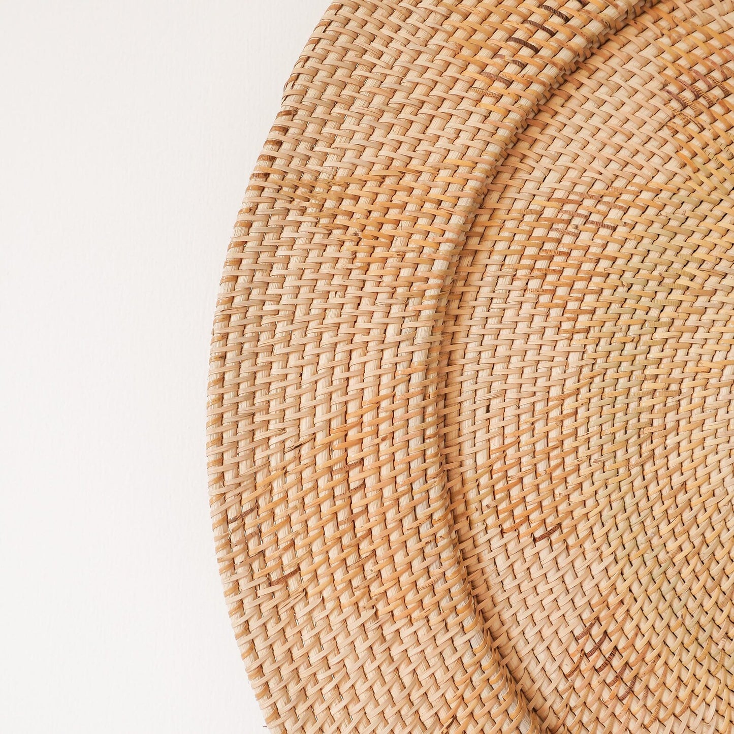 Decorative handwoven seagrass plate.