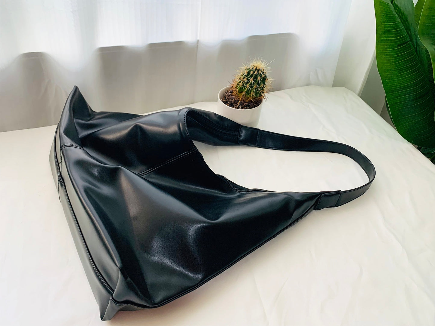 shoulder bag leather black