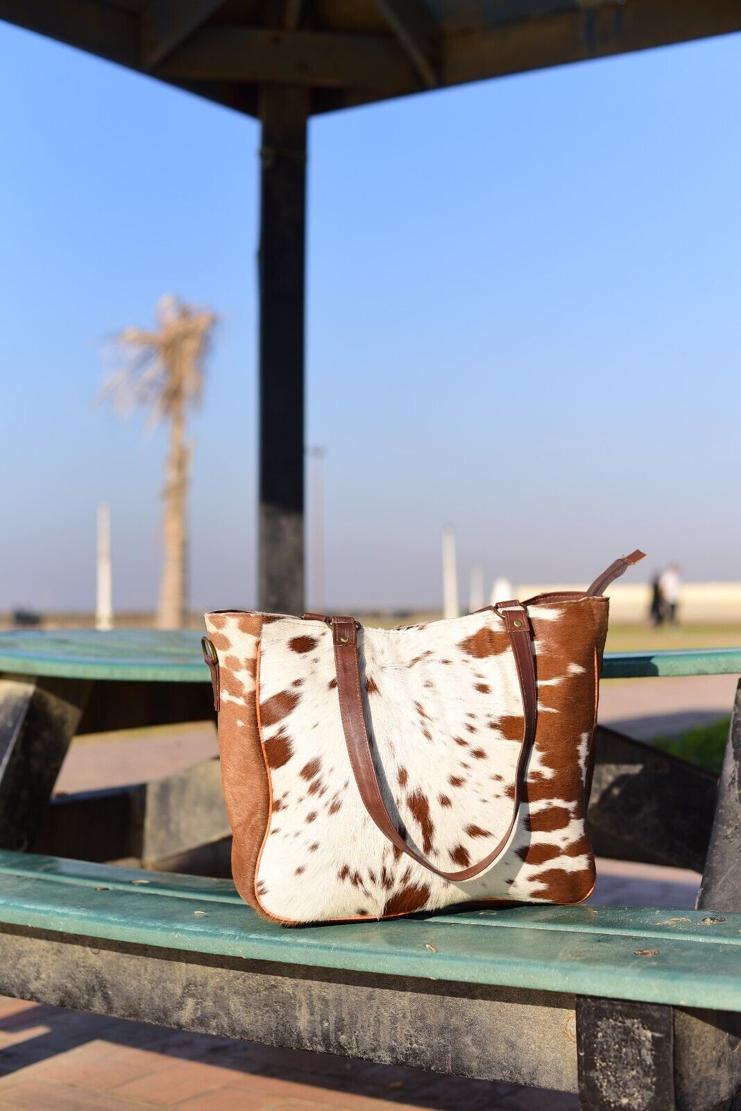 Natural Brown White Cow Hide Shoulder Bag