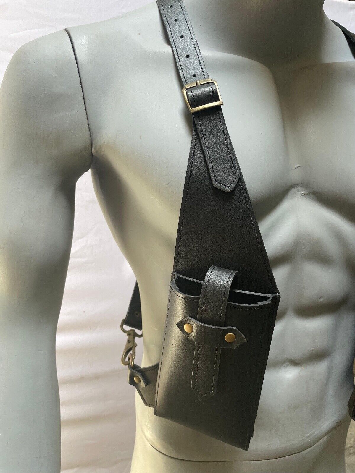 Leather Shoulder Festival Holster Bag