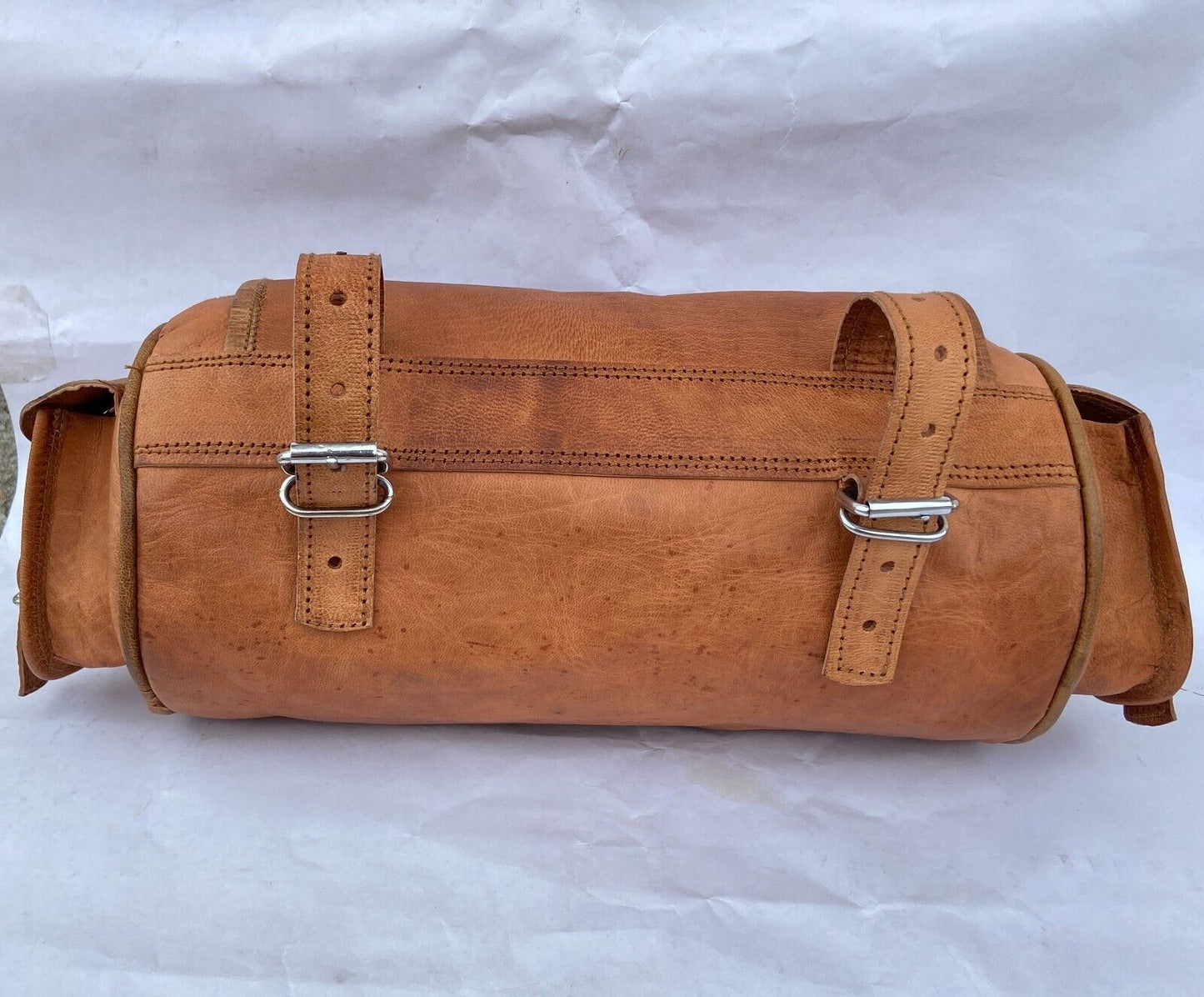 Leather Motorbike front bag with side pockets.