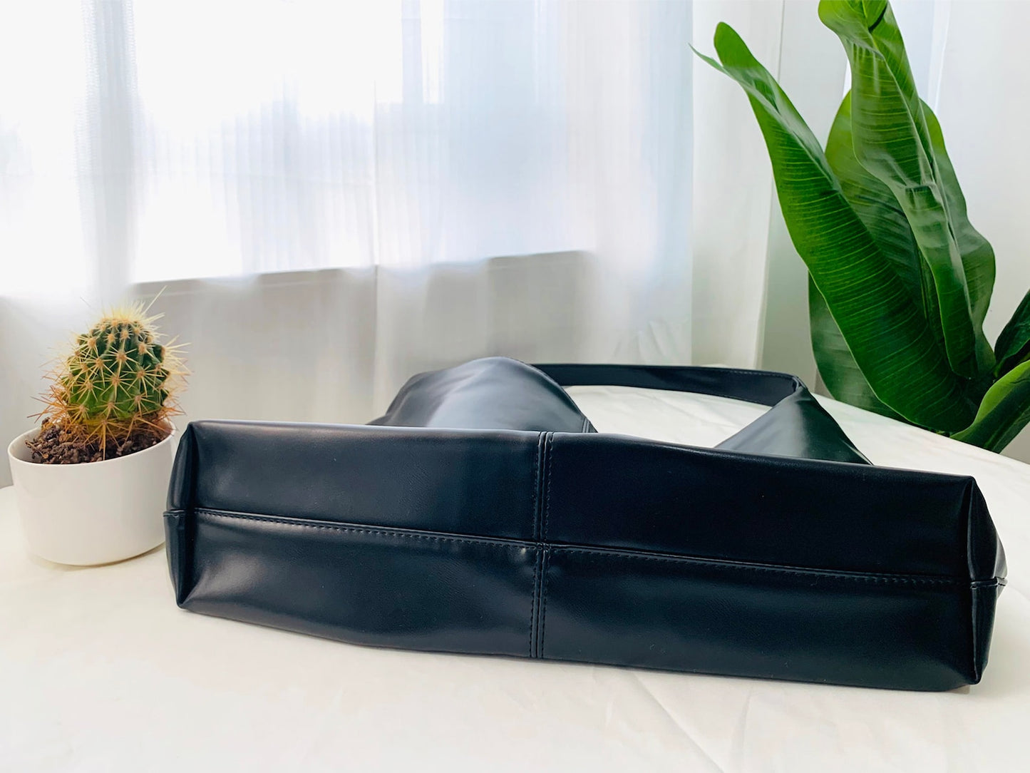 shoulder bag leather black
