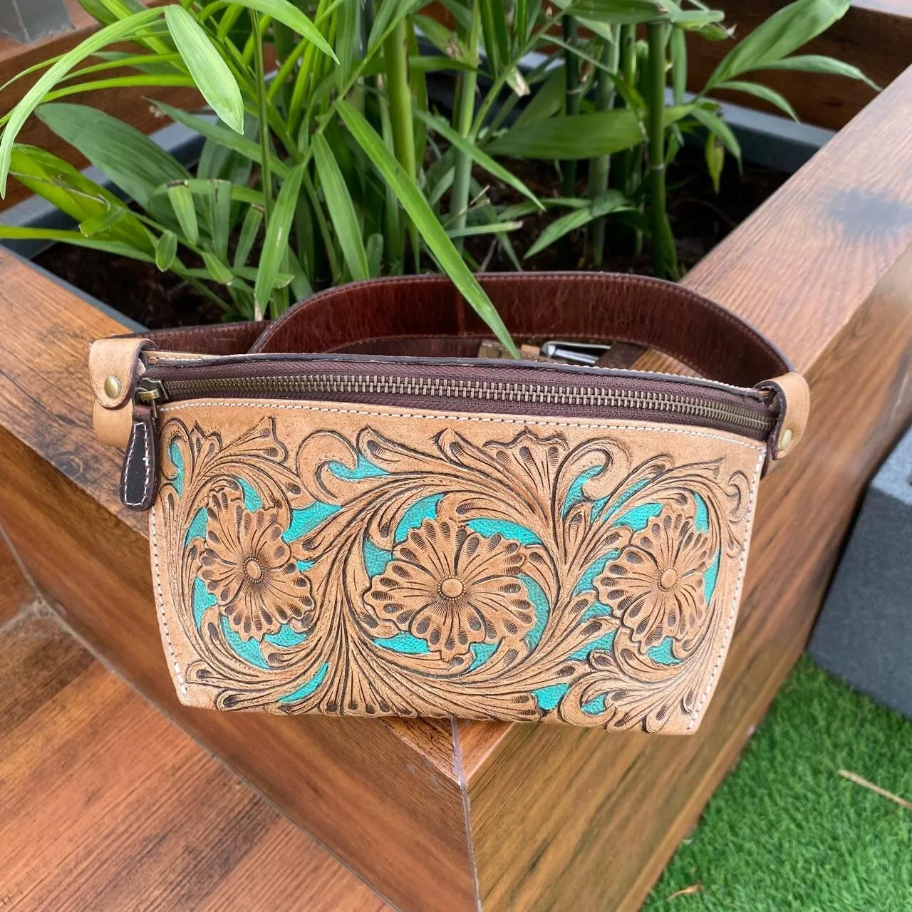 Western Hand Tooled Leather Waist Purse Fanny Bag