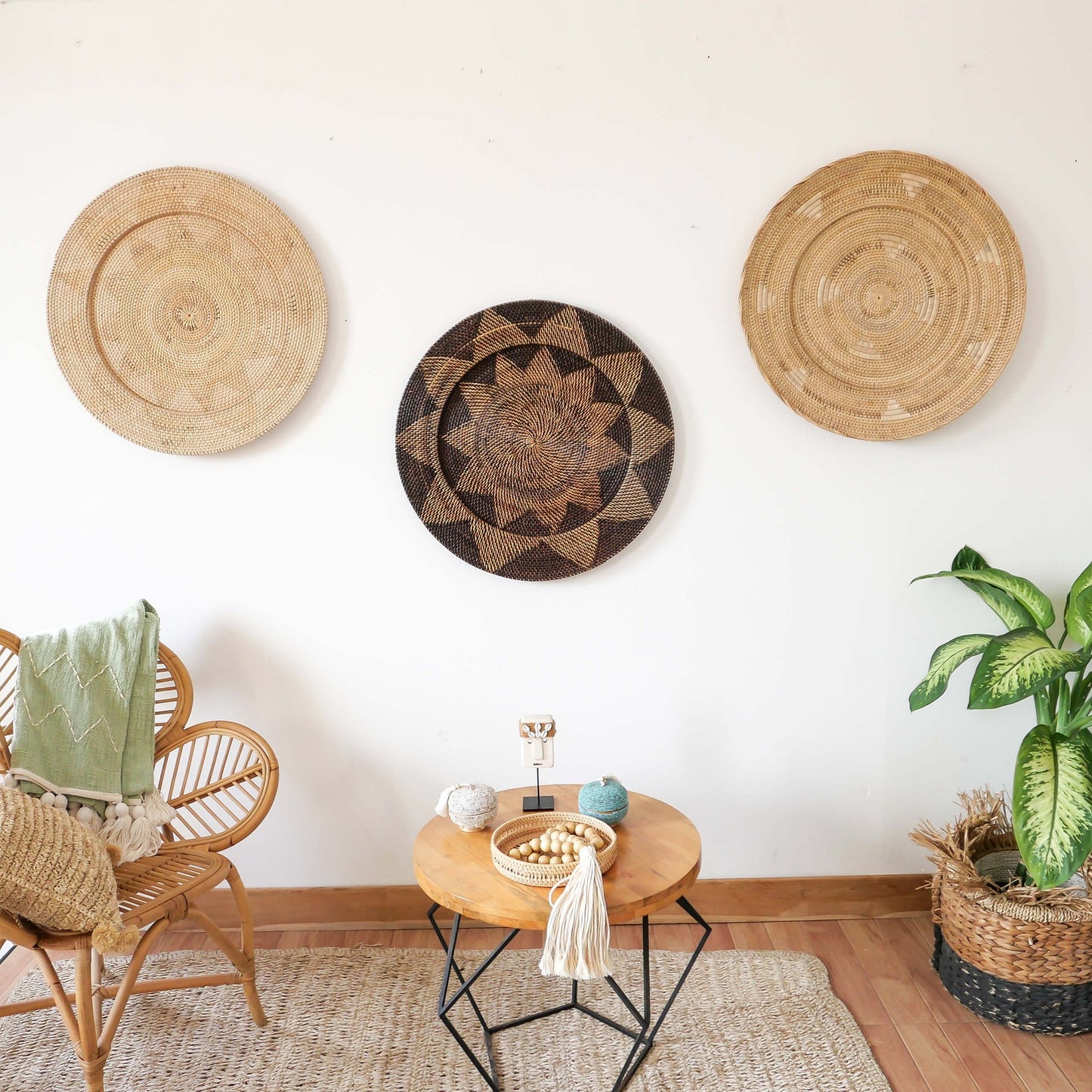 Large Seagrass Wall Decor Plate Hanging
