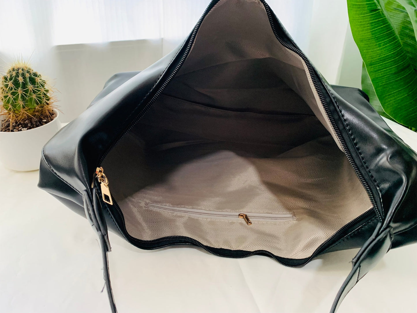 shoulder bag leather black