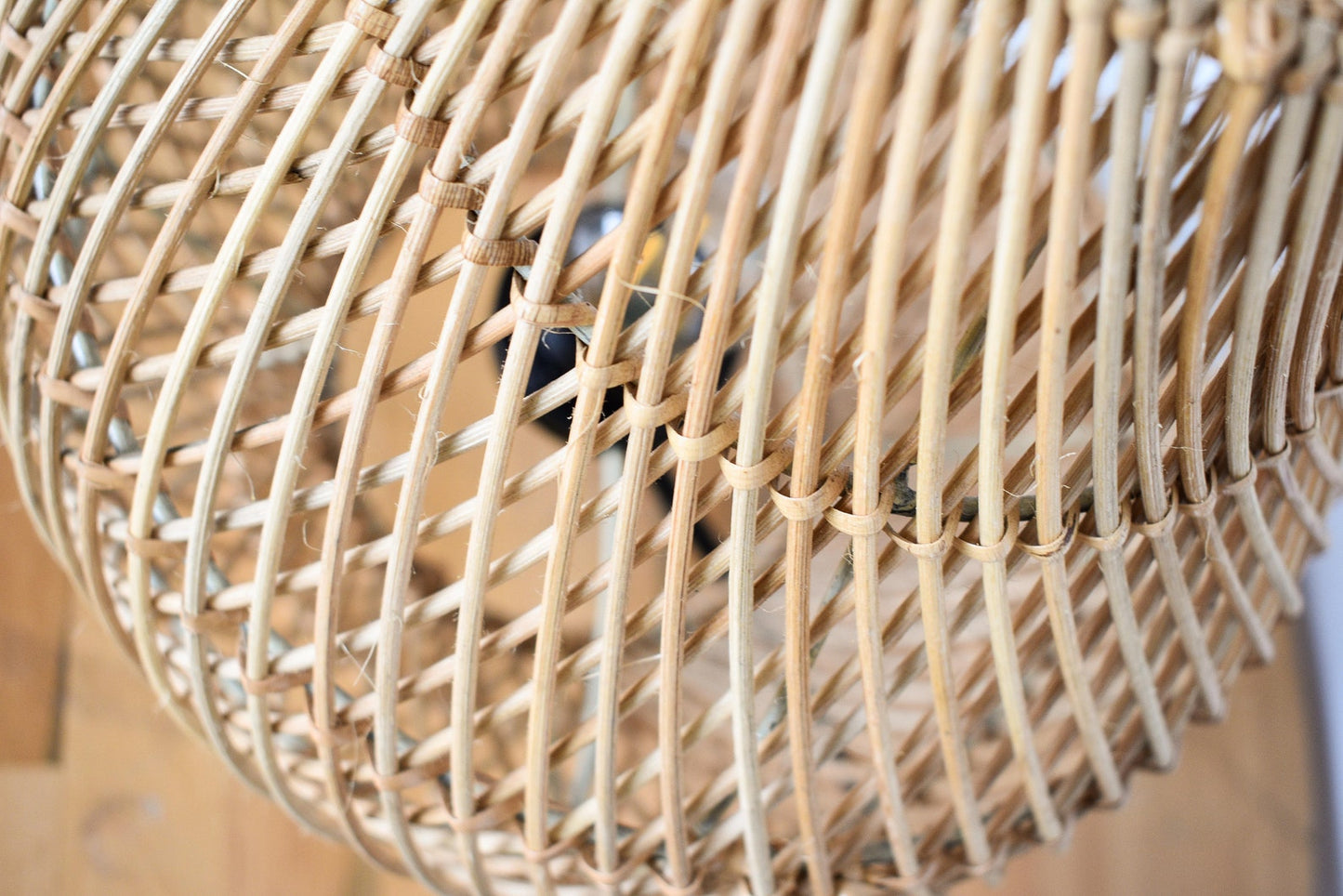 Handmade woven rattan table desk lamp shade