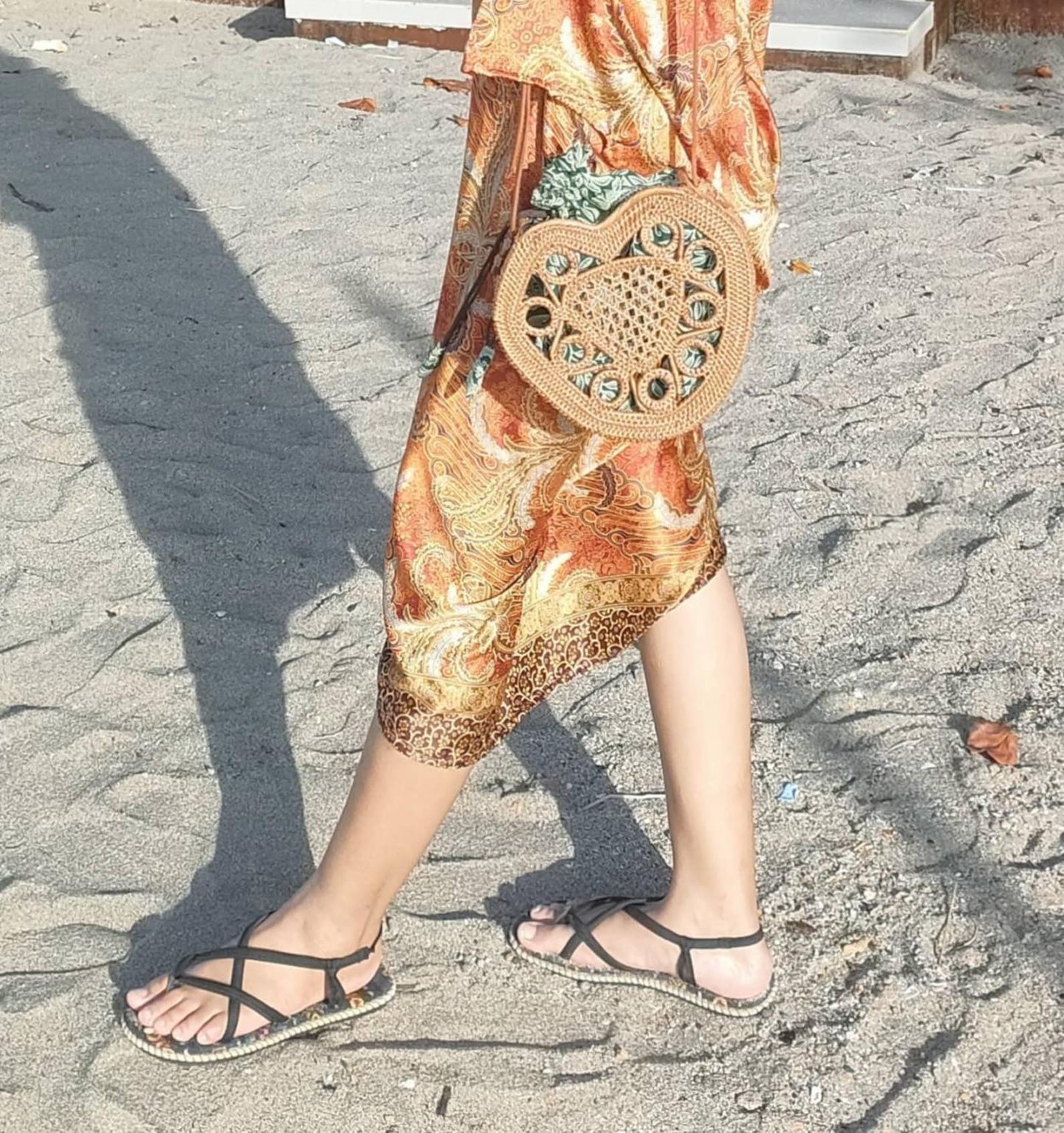 Love Shape Crossbody Rattan Bag