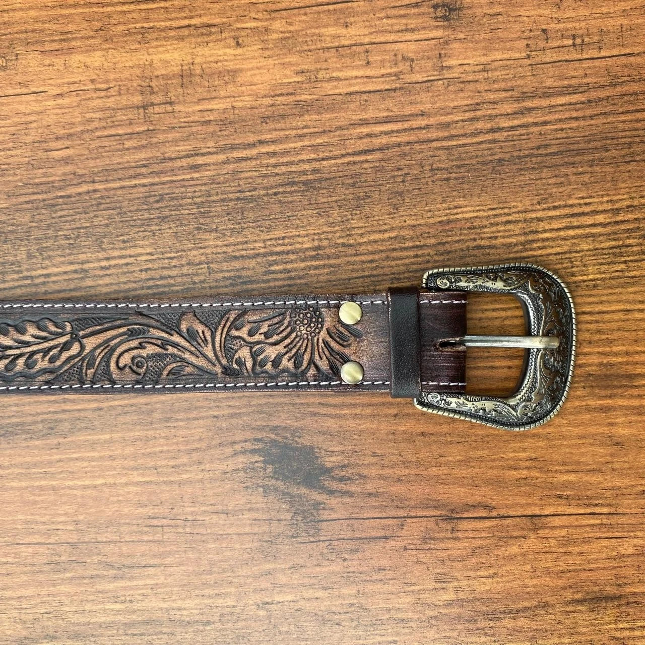 Carved Western Waist Belt Bag with Floral Engraving
