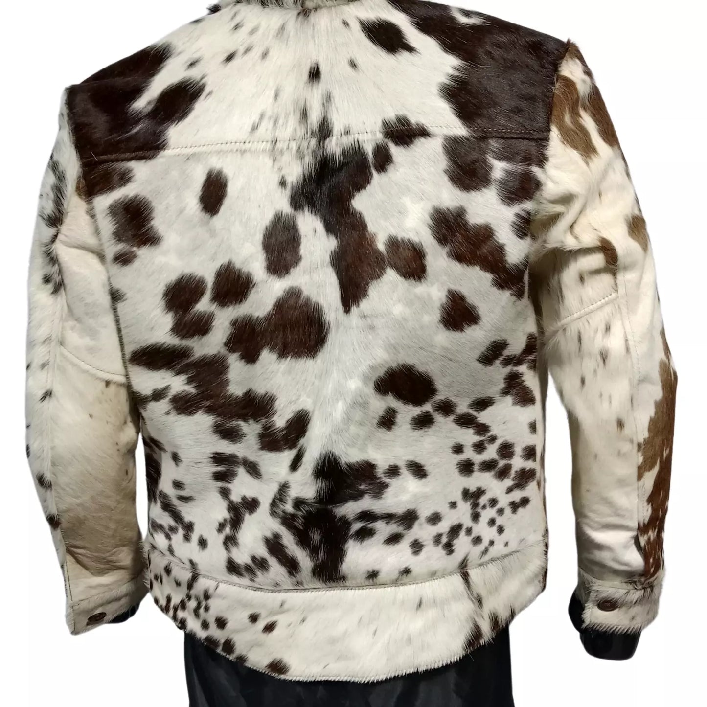 Unisex cowhide jacket with real fur and tricolor hide. Western-style outerwear for rodeo, events, or ranch looks. Every piece has unique hide tones.
