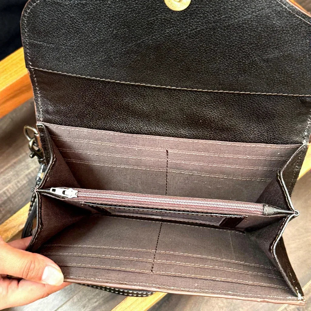 Women western tooled leather wristlet clutch