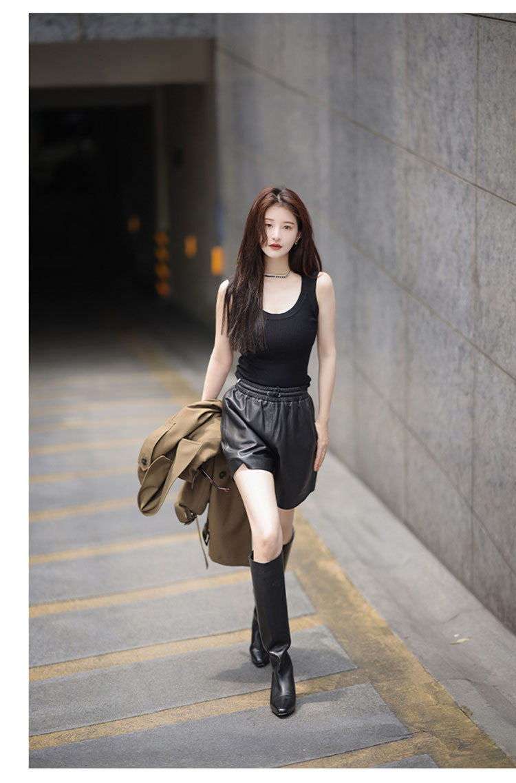 Women’s High Waisted Black Leather Shorts Wide-Leg