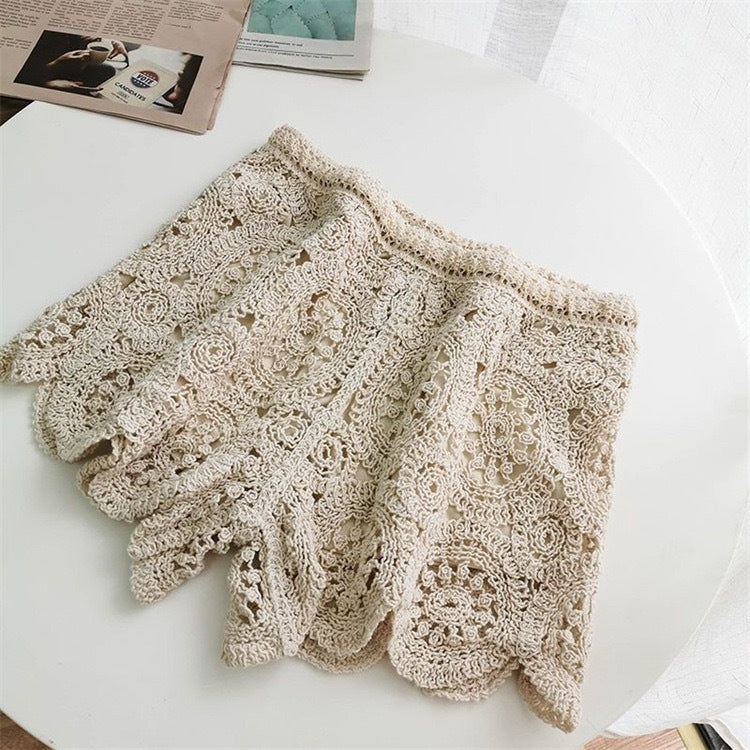 women lace trimmed summer shorts