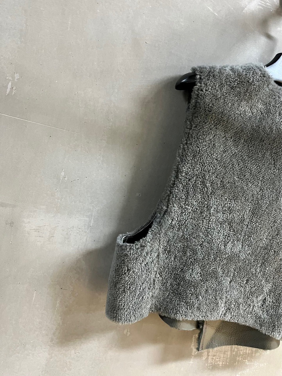 Women’s Merino Fur Vest Shearling Sleeveless Jacket Gray Winter Outerwear