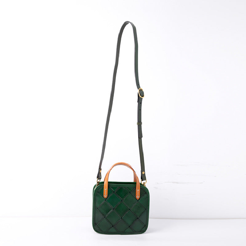 Retro Leather Crossbody Handbag for Women with Quilted Stitching