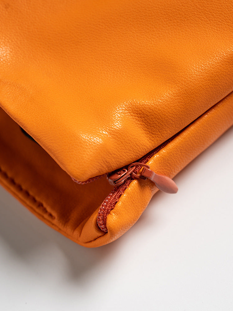 Women’s pleated leather mini skirt with soft sheepskin feel. High waist cut for a flattering shape. Perfect for daywear, parties, or evenings.
