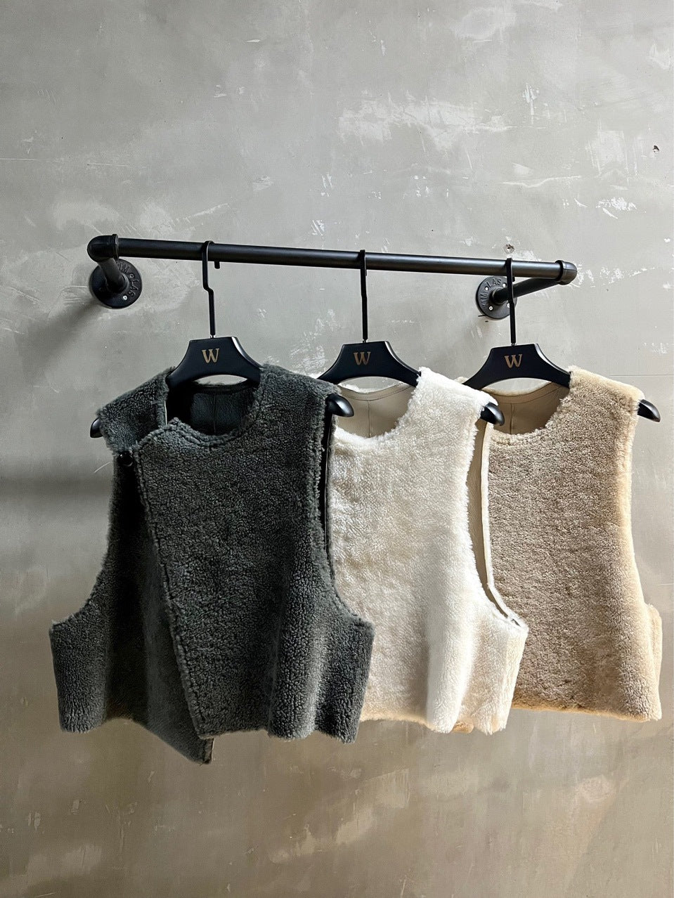 Women’s Merino Fur Vest Shearling Sleeveless Jacket Gray Winter Outerwear