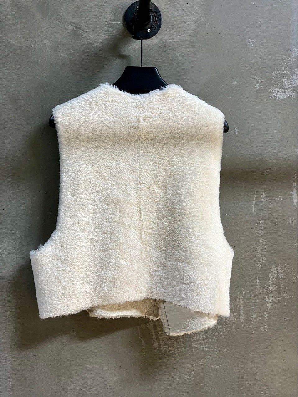 Women’s Merino Fur Vest Shearling Sleeveless Jacket Gray Winter Outerwear