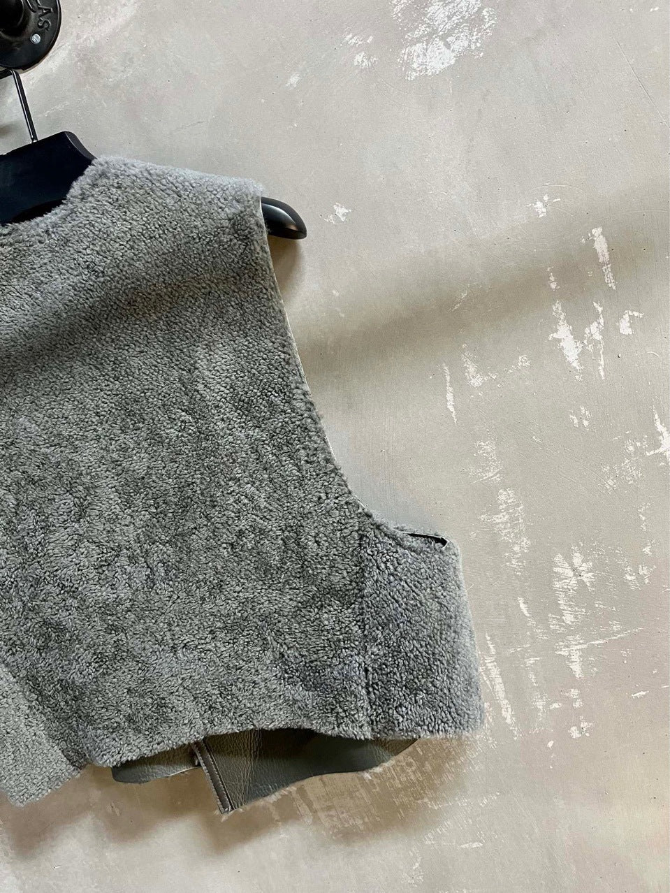 Women’s Merino Fur Vest Shearling Sleeveless Jacket Gray Winter Outerwear